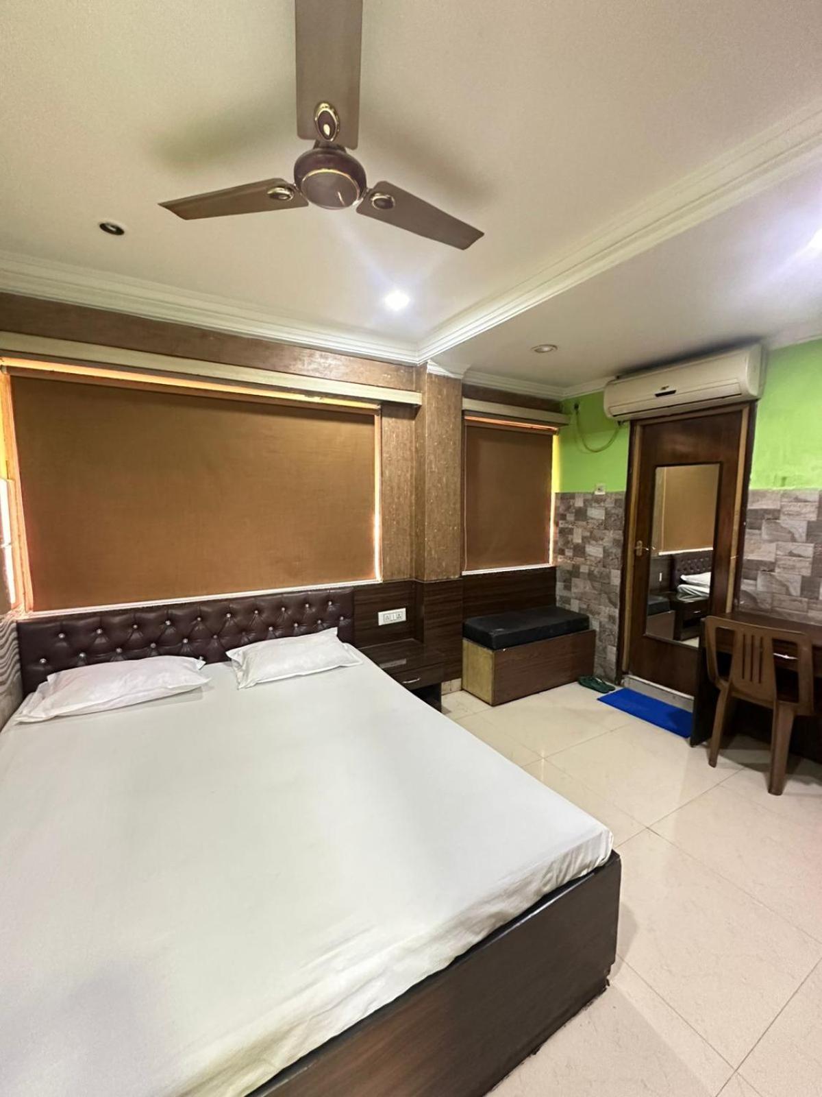 Eram Hotel *